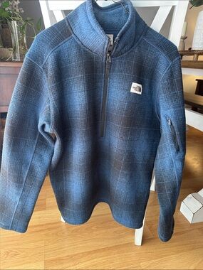 The North Face Men’s Blue Plaid Half-Zip Fleece Pullover